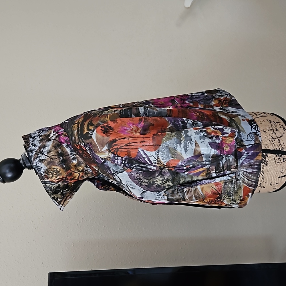 D & Y Cropped Jacket - Picture 7 of 9